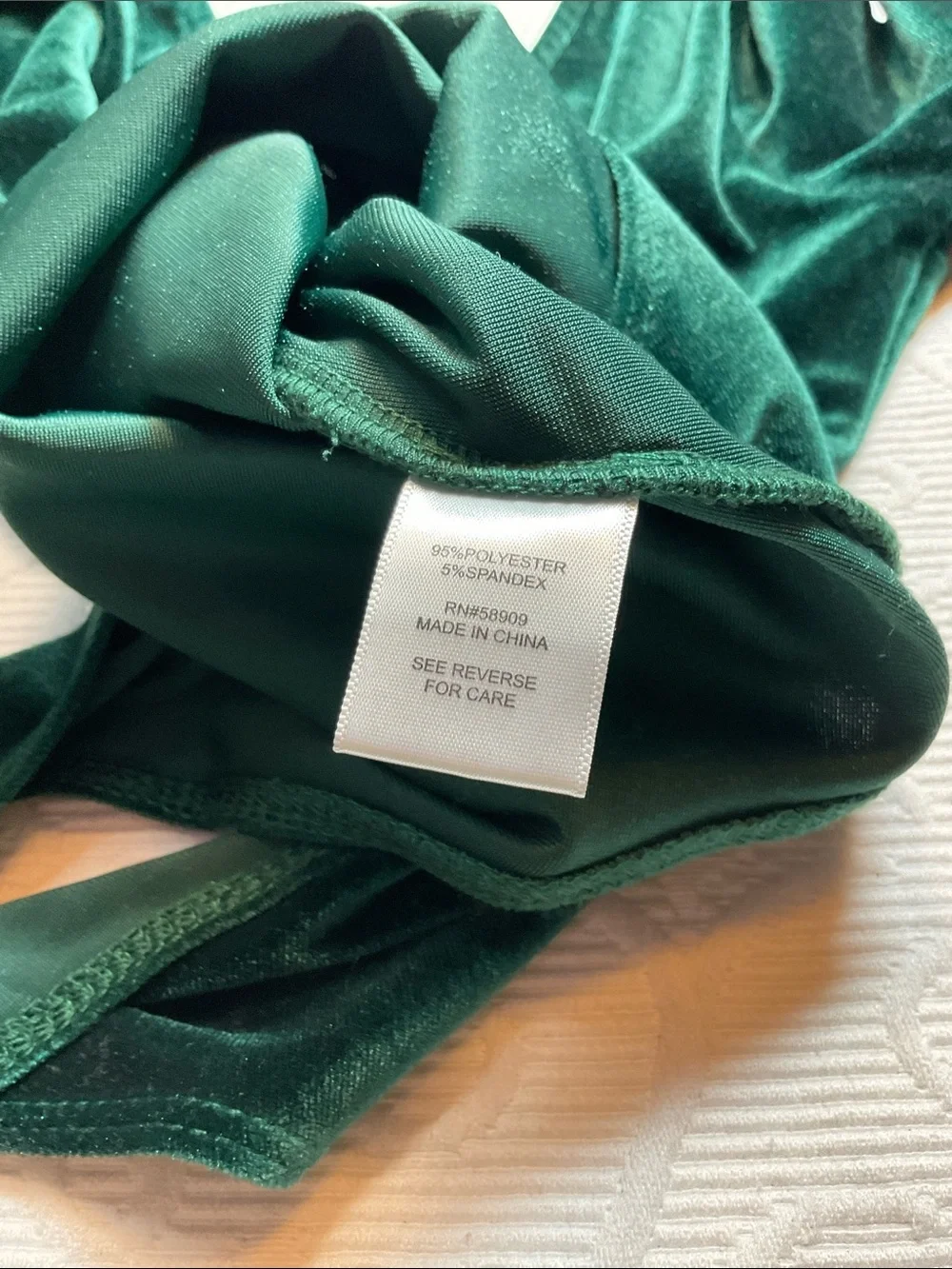 Gianni Bini Emerald Green Velvet Scoop Neck Long Sleeve Bodysuit.XS